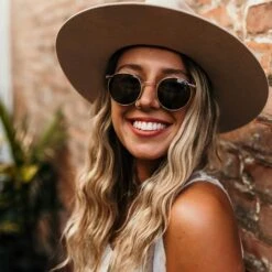 FlightSunglasses Randolph P3 Progressive Prescription Sunglasses -Flightsunglasses p3 lifestyle 2 c378fe4d 8180 4fbe bb54 87383261379a 1024x1024 2